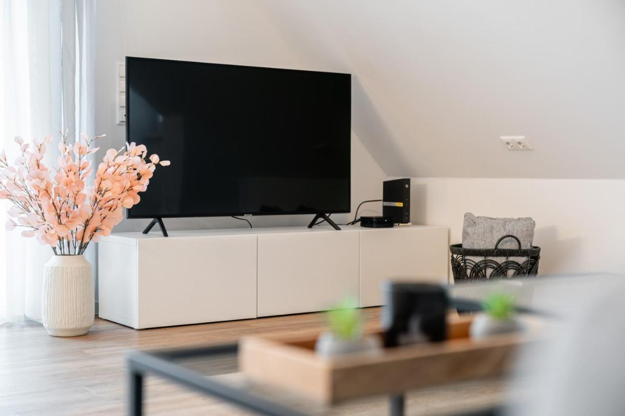 Penthouse Am Marschweg Lägenhet Oldenburg Exteriör bild
